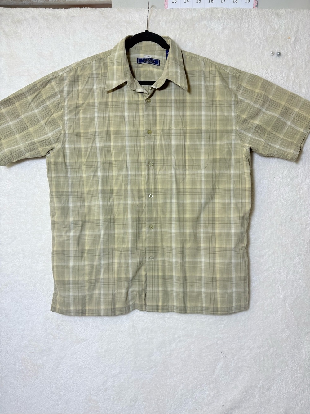 Woodys Retro Lounge  Plaid Button-Down Shirt in Light Olive & beige 2XL. 0732